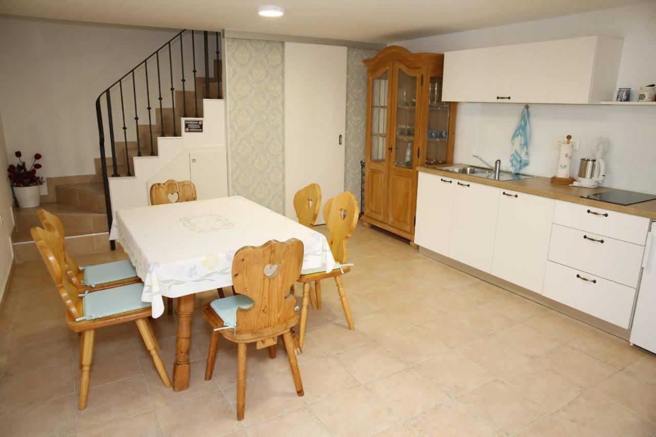 Holiday Home Yan With Bay View Vodice Eksteriør billede