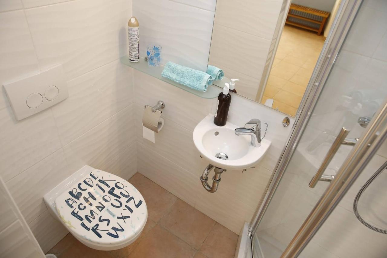 Holiday Home Yan With Bay View Vodice Eksteriør billede