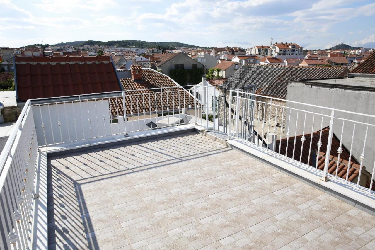 Holiday Home Yan With Bay View Vodice Eksteriør billede