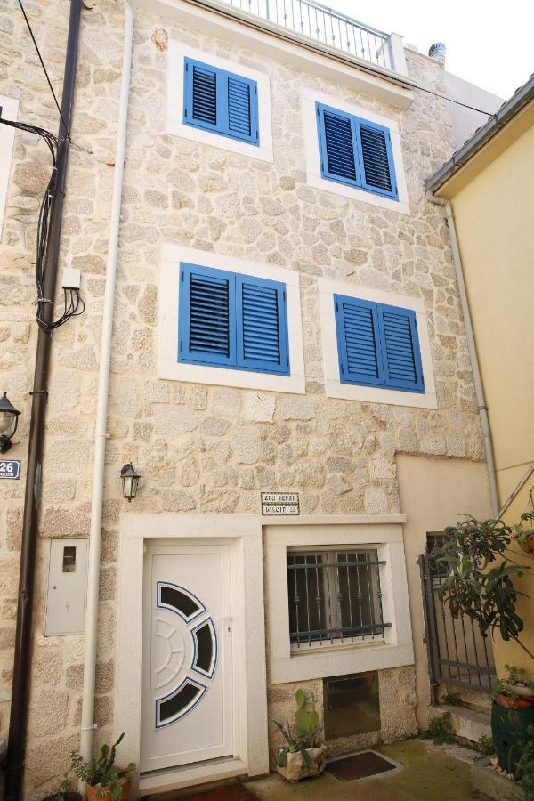 Holiday Home Yan With Bay View Vodice Eksteriør billede